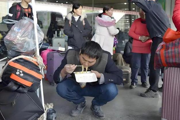 劳务派遣不是"灵活用工",是压在打工人头上的二道枷锁